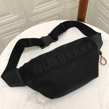 Burberry奢侈品牌巴宝莉尼龙徽标装饰 ECONYL Sonny腰包80256681