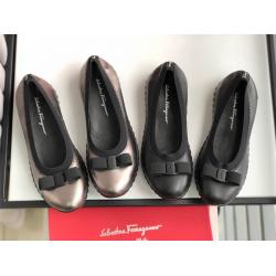 Ferragamo/菲拉格慕中国官网女鞋VARA蝴蝶结休闲便鞋蛋卷鞋035452