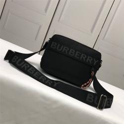 Burberry巴宝莉包包正品男包新款尼龙徽标装饰斜背包斜跨包相机包80256691