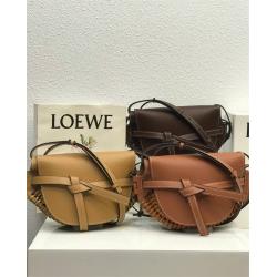 loewe香港官网中文版罗意威新款小号编织柔软小牛皮Gate手袋马鞍包