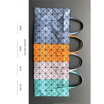 issey miyake BAOBAO三宅一生包包官网价格雾面亚光6x6格托特包