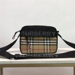 Burberry巴宝莉包包价格新款男士相机包复古格纹斜挎包