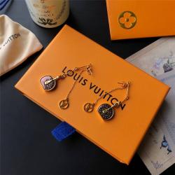 lv官网中文官网Boite Chapeau Mini LV 圆饼包吊坠耳环