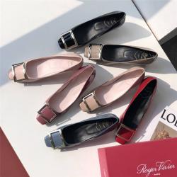 Roger Vivier RV香港官网罗杰维维亚Belle Vivier Trompette 女士单鞋高跟鞋