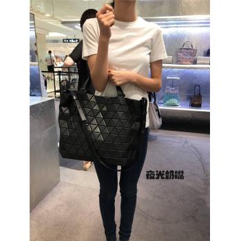 Issey Miyake三宅一生国内专柜价格雾面亚光CRYSTAL大号水晶包手提单肩包