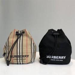 Burberry/巴宝莉香港官网ECONYL® 抽绳收纳袋水桶包80267371/80150451