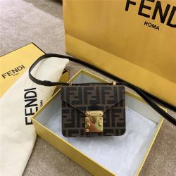 FENDI芬迪官网奢侈品女包新款中古系列信封老花康康包小方包