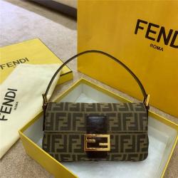 FENDI芬迪亚马逊代购中古系列老花BAGUETTE中号法棍包