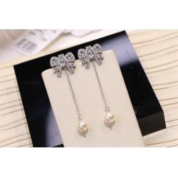 miumiu/缪缪官网MICRO BOW JEWELS 蝴蝶结装饰耳环5JO560