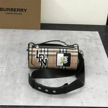 Burberry巴宝莉美国官方网The Barrel格纹刺绣巴瑞尔包圆筒包