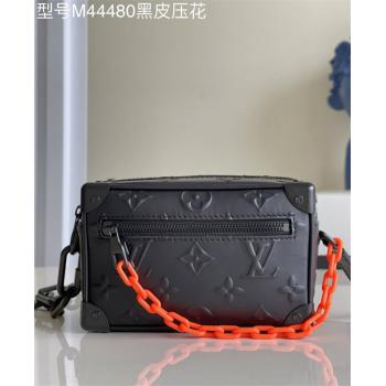 lv包包图片官网Mini Soft Trunk 链条盒子包黑色