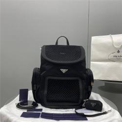 prada英国官网普拉达Re-Nylon 再生尼龙和Saffiano 皮革宠物包2VZ083