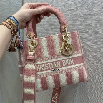 dior官网女包迪奥D-Stripes 刺绣中号 LADY D-LITE 手袋