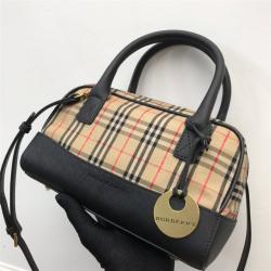 Burberry巴宝莉官网女包价格中古系列格纹贝壳包9011112