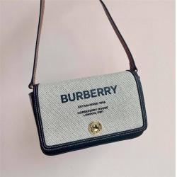 Burberry巴宝莉中国官网Horseferry 印花帆布拼牛皮斜背包80418331