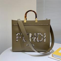 芬迪官网女包FENDI Sunshine中号阳光拼接蛇皮购物袋灰色8BH386