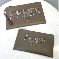 芬迪官网女包价格FENDI LOGO蛇皮扁平手拿包8N0149/8N0178