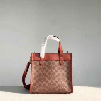 蔻驰官网美国官方网COACH C3866 Field Tote 22老花托特包