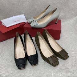 Roger Vivier RV中国官网女鞋Belle Vivier方扣方头高跟鞋