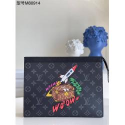 LV M80914 圣诞丝印 POCHETTE VOYAGE 中号手拿包