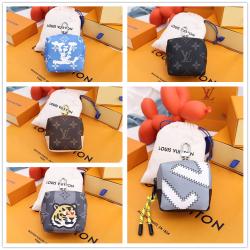 LV M00739 COLOR BLOCKS SQUARED POUCH 挂饰