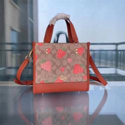 奥特莱斯coach官网蔻驰CH324 草莓印花DEMPSEY TOTE 22号托特包