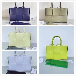 Bottega Veneta葆蝶家bv官网652867小号Arco Tote托特包