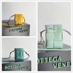 bottega veneta BV葆蝶家官网女包680217新色Cassette迷你斜挎水桶包