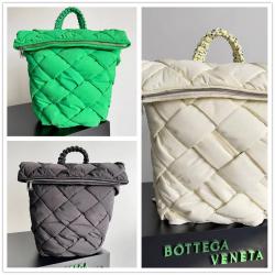 bottega veneta BV葆蝶家男包官网690891 Cassette编织尼龙双肩包