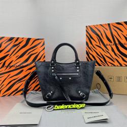 Balenciaga巴黎世家中文官网702499 新款Neo cagole机车包托特包92548