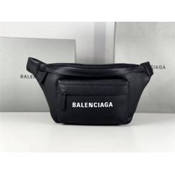 Balenciaga巴黎世家552375 EVERYDAY新款字母牛皮腰包胸包