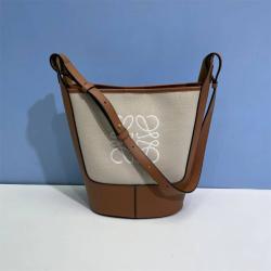 LOEWE罗意威官网A710W86X01小号 Anagram 提花布和牛皮 Hobo 水桶包