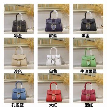 Delvaux德尔沃 Brillant Mini Surpique Rodéo Calf 外缝手提包