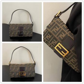 芬迪的包包一般多少钱FENDI BAGUETTE Vintage中古老花法棍包5021