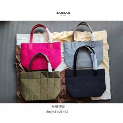 ISSEY MIYAKE三宅一生日本官网TRACK系列六格4×6格托特包