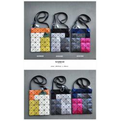 ISSEY MIYAKE三宅一生正品代购口袋款拼色4×5格斜挎包