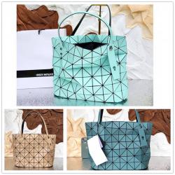 ISSEY MIYAKE三宅一生官网正品Rock 7X10格摇滚包