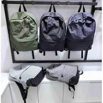 Issey miyake三宅一生官网 BAOBAO KURO 登山包双肩包