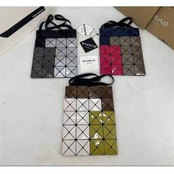 ISSEY MIYAKE三宅一生中文官网4×5格口袋款拼色斜挎包