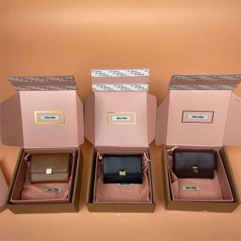 MIUMIU缪缪正品官网5MC104 短款翻盖卡包