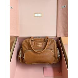 MIUMIU缪缪5BB159 5BG159 Adventure Nappa羊皮革手提包机车包