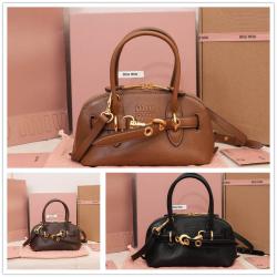 MIUMIU缪缪官网包包5BP090 Aventure Nappa皮革迷你手袋贝壳包5BP190