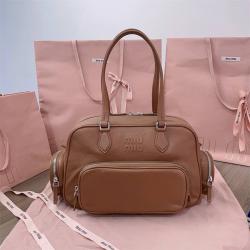 MIUMIU缪缪包包官网5BB159 Adventure Nappa羊皮革手提包机车包