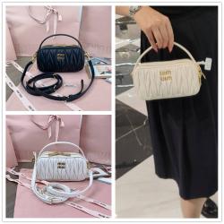 MIUMIU中国官网缪缪5BH229 Matelasse羊皮饭盒包相机包