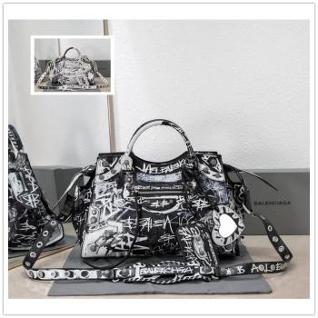 Balenciaga中国官网巴黎世家700451 NEO CAGOLE GRAFFITI 大号涂鸦机车包