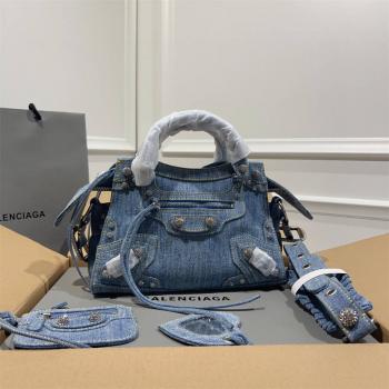 Balenciaga巴黎世家700940 NEO CAGOLE 钻扣牛仔布机车包