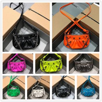 Balenciaga巴黎世家包包官网6958141 LE CAGOLE 迷你链条包饺子包