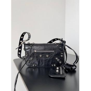 Balenciaga巴黎世家中国官网7190822 LE CAGOLE 中号翻盖包斜挎包相机包