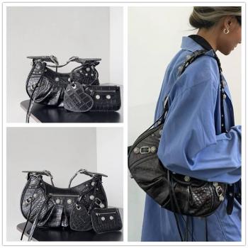 Balenciaga巴黎世家女包官网6713091/6713071 LE CAGOLE 镶钻莱茵石鳄鱼纹腋下包饺子包