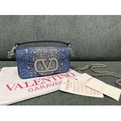 Valentino华伦天奴官网LOCÒ 小号牛仔布水晶钻腋下包链条包1133